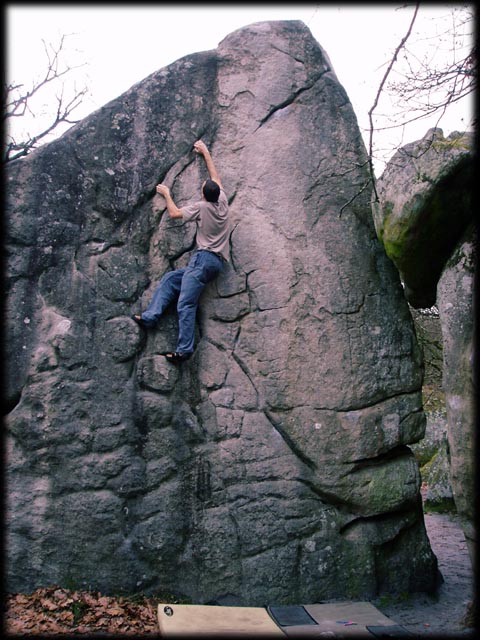 Foret de Fontainebleau: escalade sur les blocs